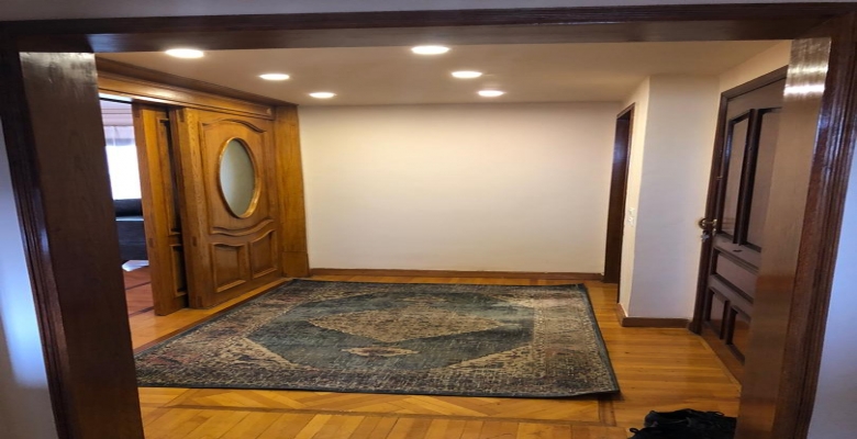 شقه للبيع بميدان لبنان بالفرش