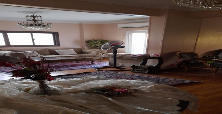 Unfurnished Building for rent 340.00 M2 in Cairo, Maadi