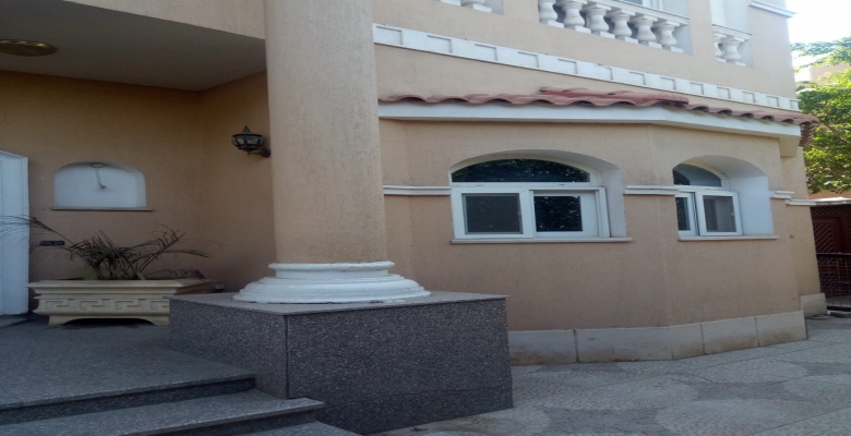 فيلا للبيع بمدينة 6 اكتوبر