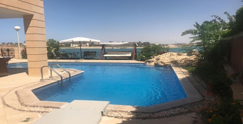 فيلا للايجار في مارينا بوابه 7 جزيره 6 زمرده