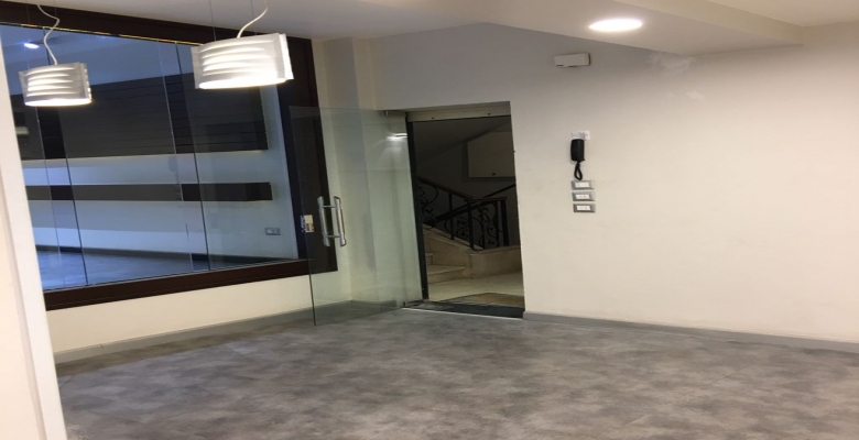 مكتب للايجار بالمهندسين / An administrative office in Al-Mohandessin for rent