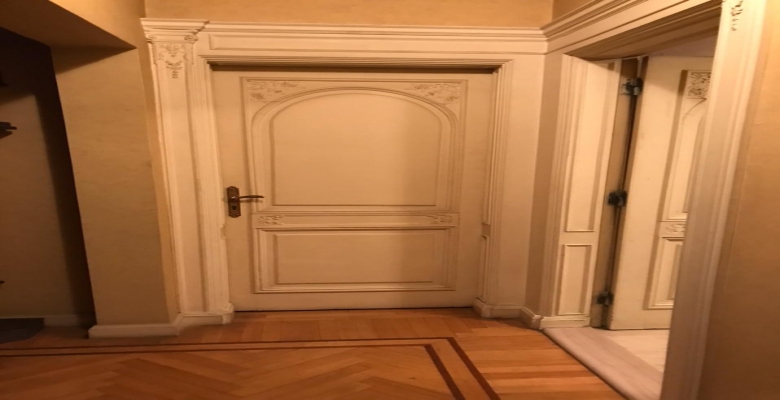 شقه للبيع في شارع مكة بالدقي/ algomhoria