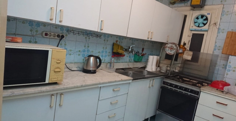 شقة للايجار بالمهندسين - شارع دمشق / Apartment for rent in Mohandeseen - Damascus Street.