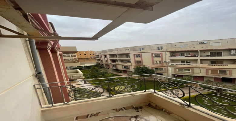 شقه للبيع فى الشيخ زايد