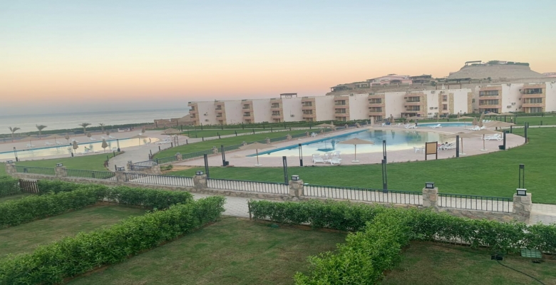 شالية للبيع العين السخنة - قرية بلومار