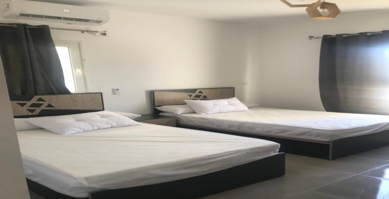 شاليه للايجار في أمواج .Chalet for rent in Amwaj