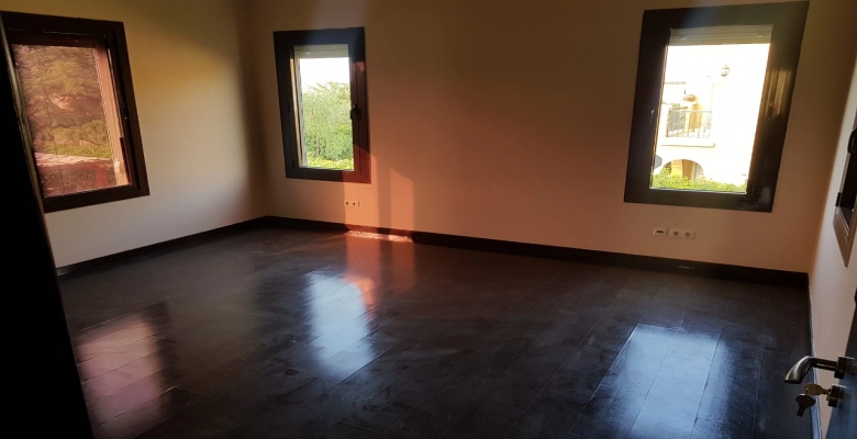 فيلا للايجار فى كمبوند مفيدا | Villa for rent in Mivida Compound