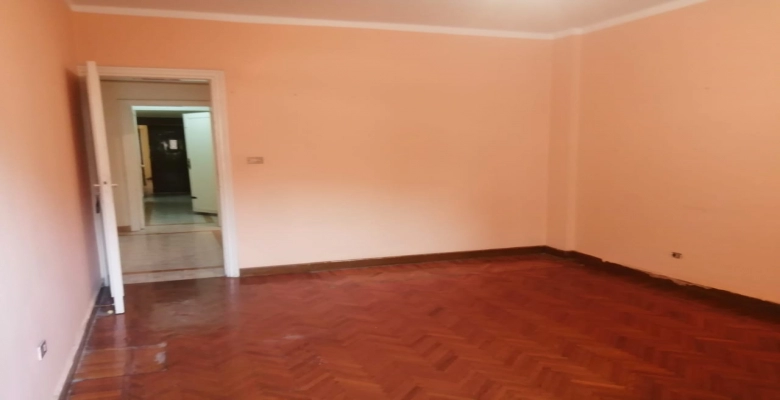 شقة للبيع فى المهندسين شارع عبد المنعم رياض 245 متر