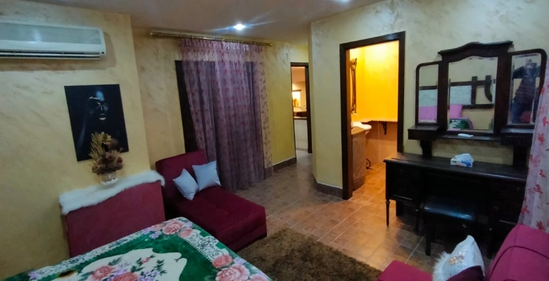 شقة فاخرة  للايجار فى الدقى