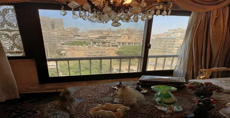 شقة للبيع بالزمالك شارع 26 يوليو 130م | بسعر مميز من Algomhoria