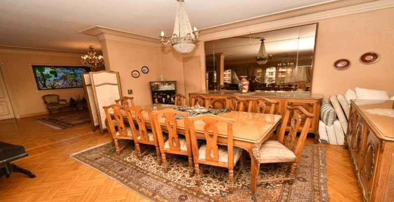 شقة للبيع في الزمالك / Apartment for sale in Zamalek