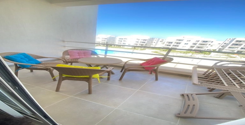 شاليه للايجار بقرية أمواج - الساحل الشمالي / A chalet is available for rent in Amwaj Village - North Coast