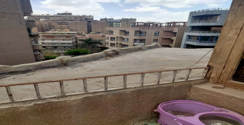 شقة دوبلكس للبيع بشارع المساحة - الدقي / A duplex apartment is for sale in Al-Mesaha Street - Dokki
