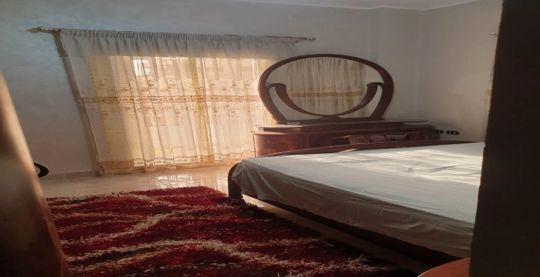 شقة للايجار في الدقي - شارع قاسم ناصية شارع الدقي | Algomhoria