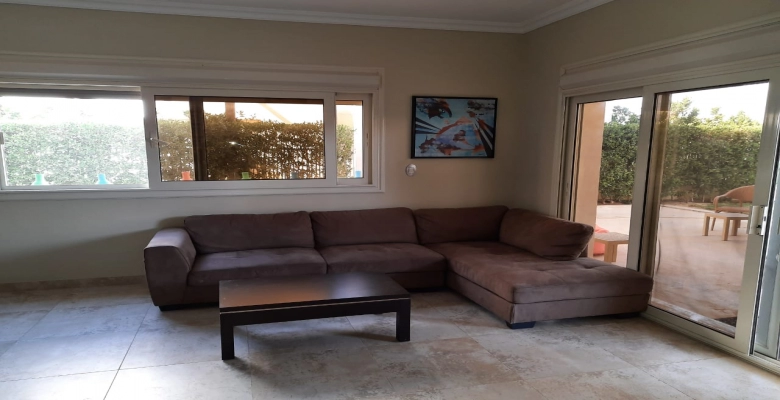 شاليه فاخر للايجار في هاسيندا باي الدور الارضي 3 غرف