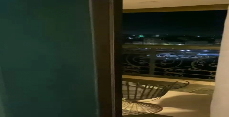 شقه للايجار علي النيل مباشرة بالزمالك.Apartment for rent directly on the Nile in Zamalek.