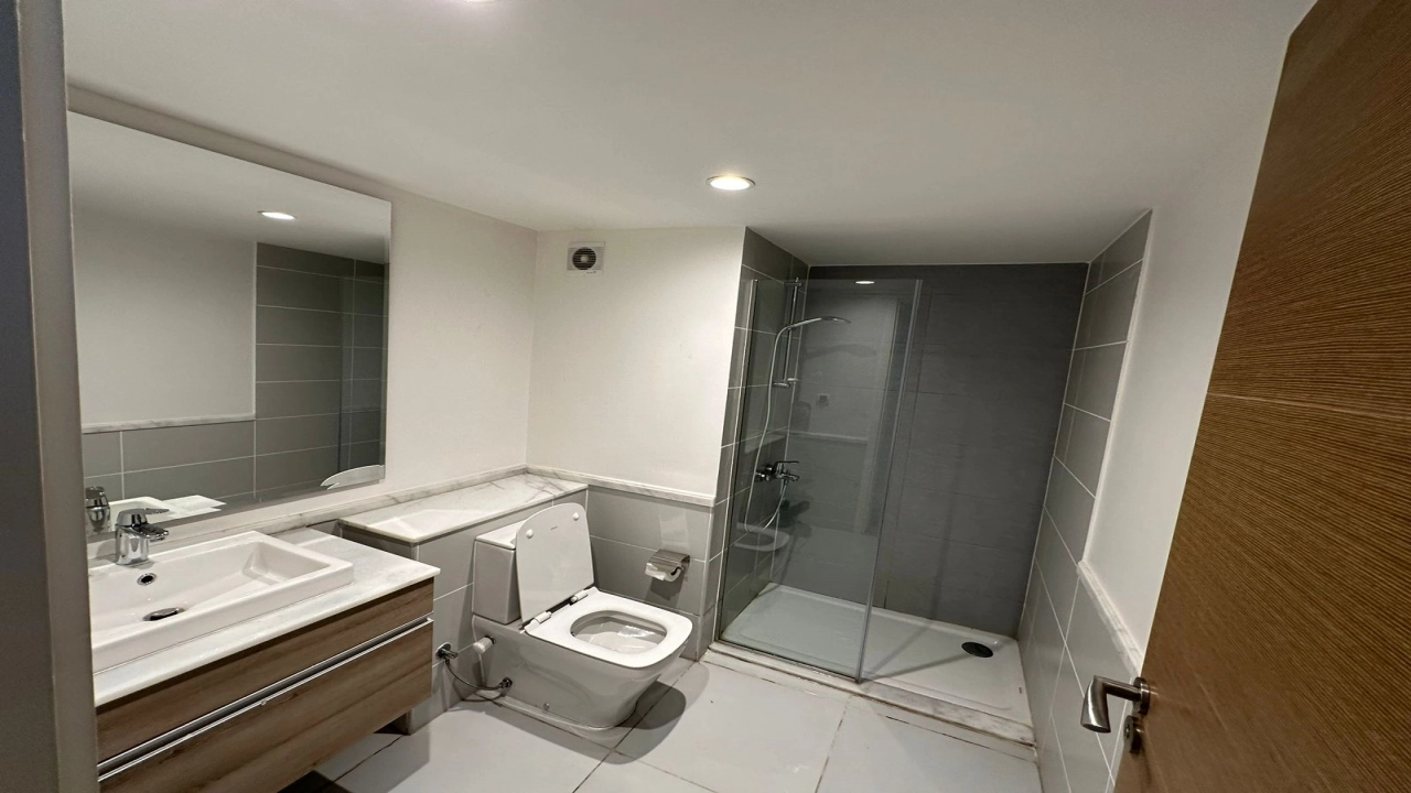 شاليه 2 غرفة للايجار - في مارينا مراسي - الساحل الشمالي