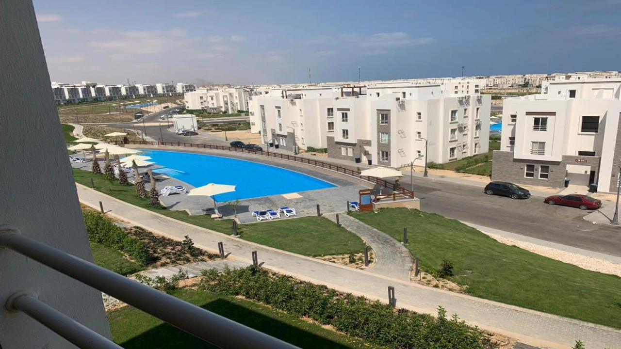 شاليه للإيجار في قرية امواج سيدي عبد الرحمن