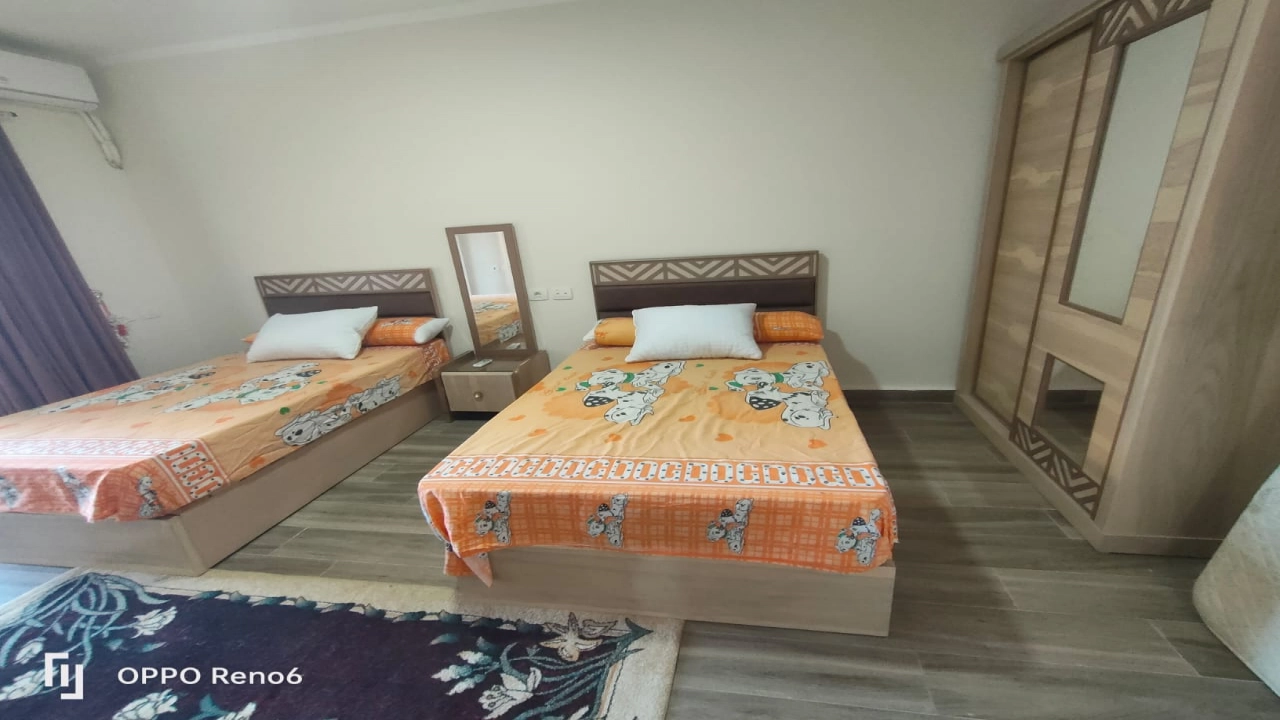 شالية للإيجار في الدون تاون العالمين الجديدة خلف ابراج العالمين