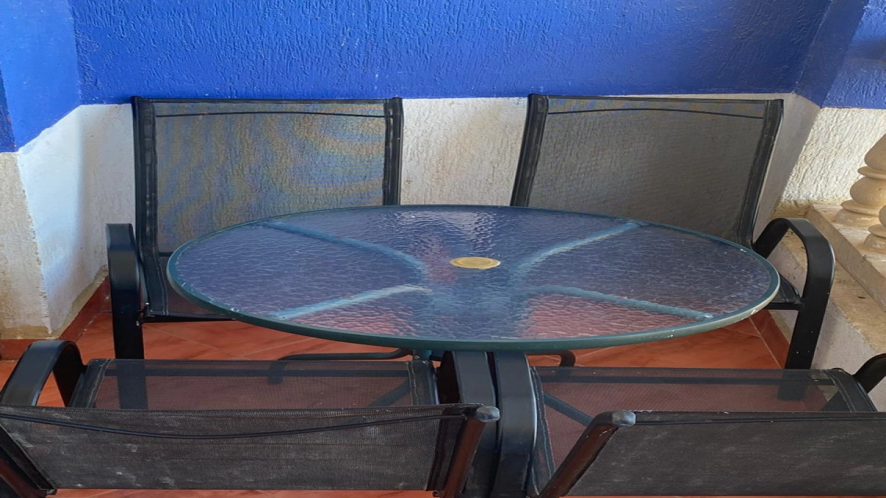 استوديو للايجار -- بورتو مارينا -- الساحل الشمالي