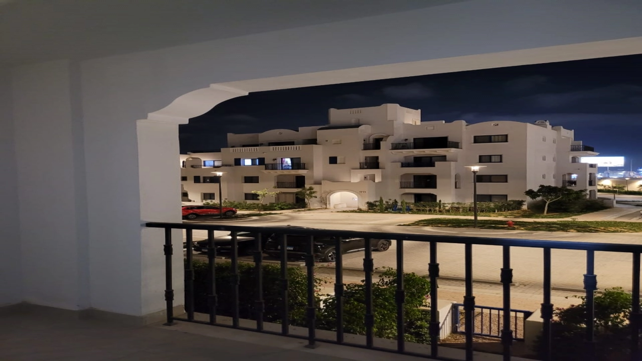 شالية 2 غ للايجار-- في جيريك (مراسي ) -- الساحل الشمالي