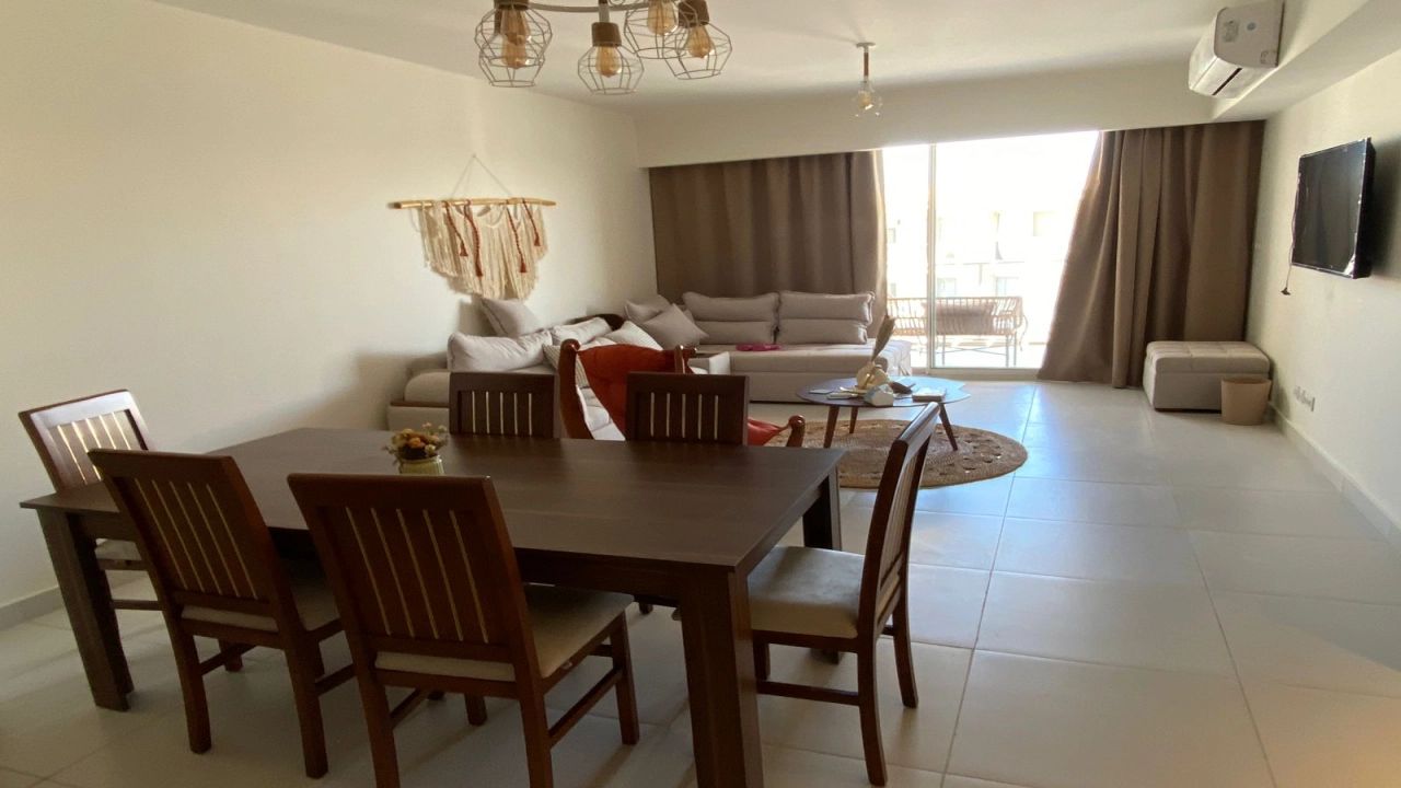 شالية غرفتين للأيجار بالساحل الشمالي قرية مراسي (مارينا ويست)