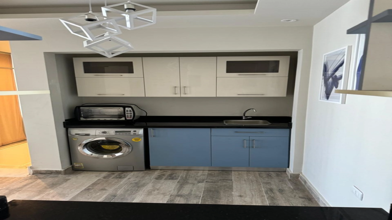 فيلا 5 غرف بالساحل الشمالي قرية