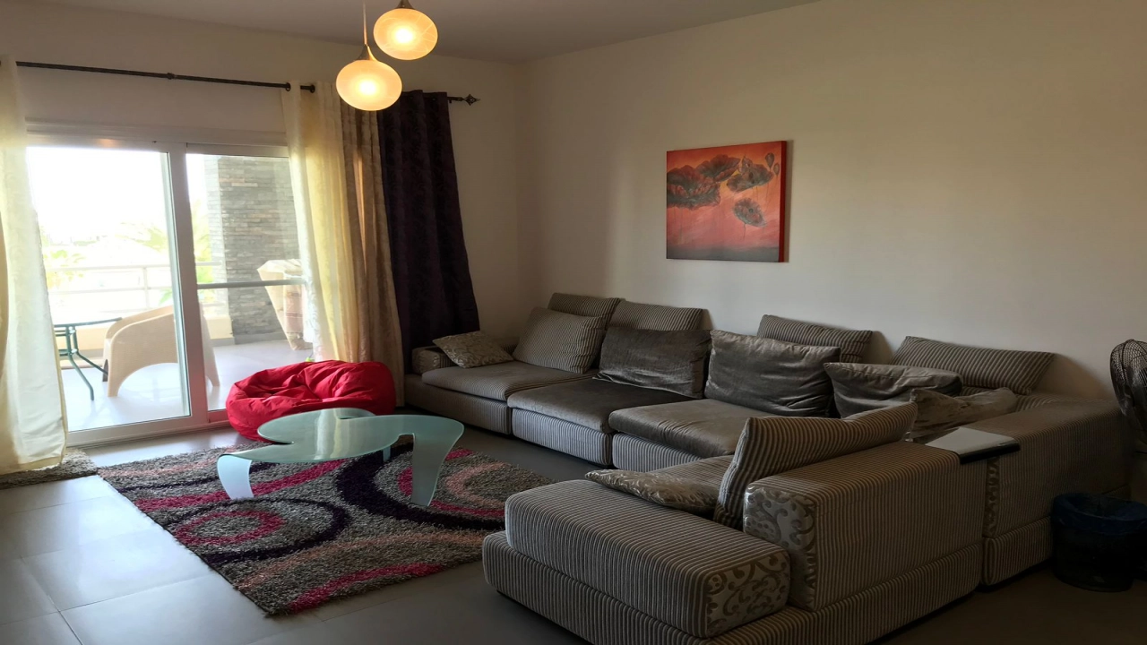 شالية للإيجار في قرية امواج الساحل الشمالي سيدي عبد الرحمن 3 غرف