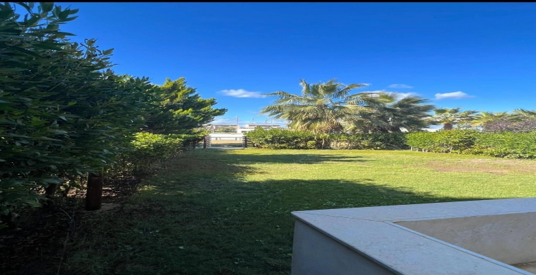 شالية للإيجار في قرية امواج الساحل الشمالي Chalet for rent in Amwaj North Coast Village