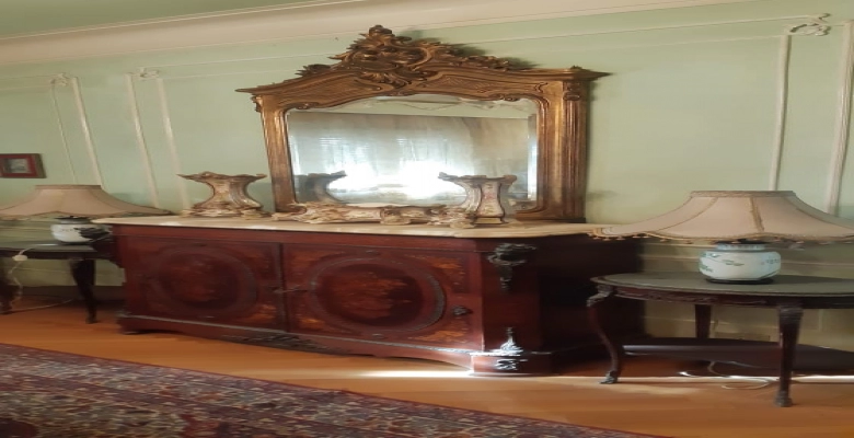 شقة للإيجار  في المهندسين تحتوي علي 4 غرف نوم + ريسبشن 3 قطع + 2 حمام + بلكونة بطول الشقة