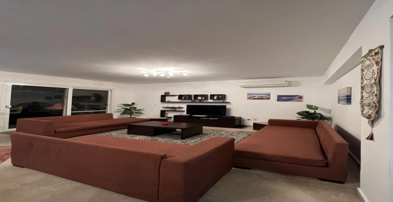 فيلا للإيجار في قرية امواج الساحل الشمالي Villa for rent in Amwaj North Coast Village