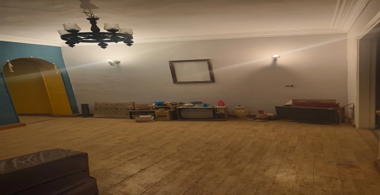 شقة للبيع في الزمالك وبسعر مغري | Algomhoria