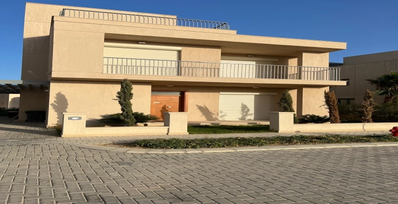 فيلا للايجار فى مراسي (الساحل الشمالى ) , Villa for rent in Marassi (North Coast)