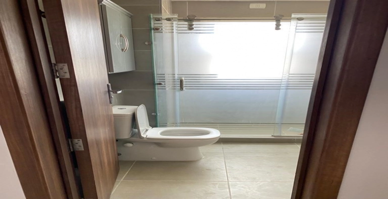 شالية للإيجار في قريه امواج  الساحل الشمالي Chalet for rent in Amwaj Village, North Coast