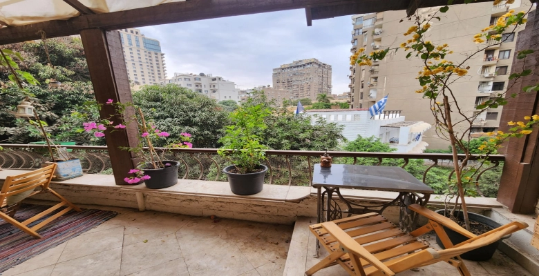 شقة للإيجار في ارقي مناطق الزمالك