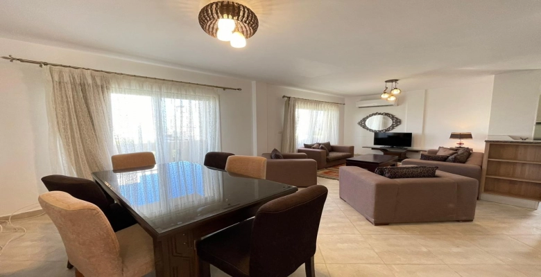 شاليه للايجار بامواج في الساحل الشمالي   Chalet for rent in Amwaj, North Coast