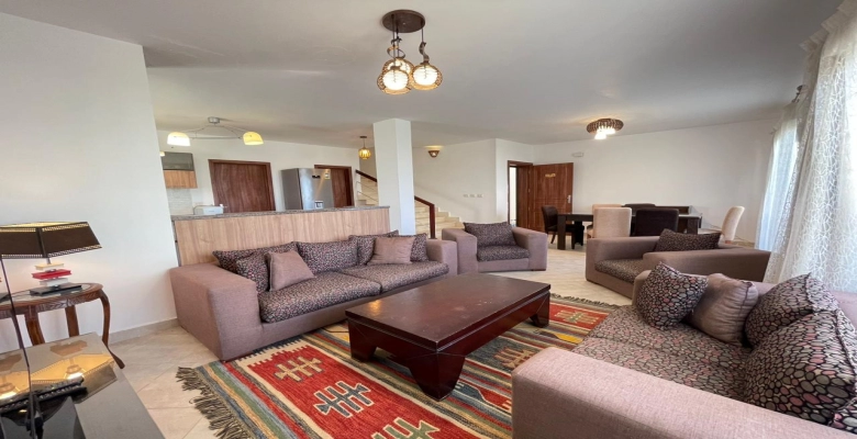 شاليه للايجار بامواج في الساحل الشمالي   Chalet for rent in Amwaj, North Coast