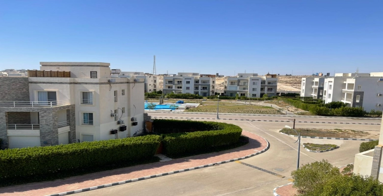 شاليه للايجار بامواج في الساحل الشمالي   Chalet for rent in Amwaj, North Coast