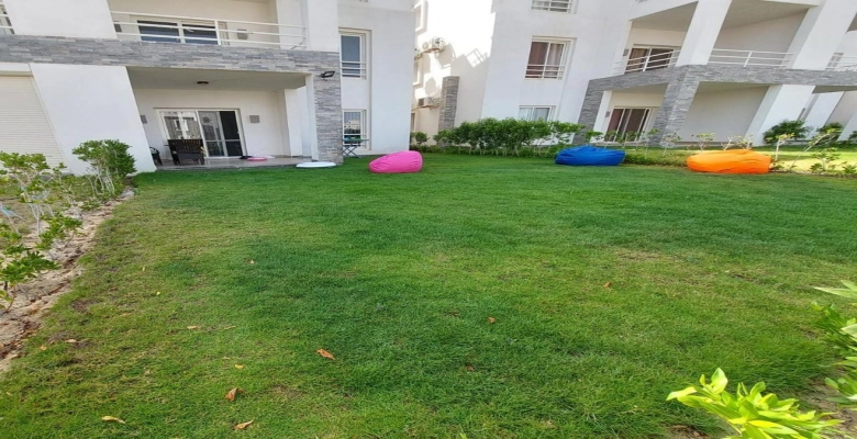 شالية للايجار3  نوم ارضي بحديقة في قرية امواج الساحل الشمالي