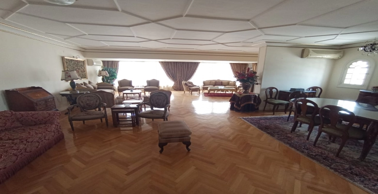 شقه للايجار في عبد المنعم رياض بالجيزه   Apartment for rent at 18 Abdel Moneim Riad Street, Giza