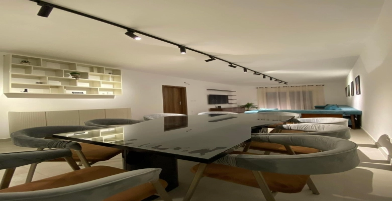 شالية للإيجار في قرية امواج الساحل الشمالي Chalet for rent in Amwaj North Coast Village