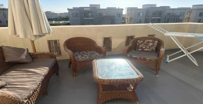 شالية للإيجار في قرية امواج الساحل الشمالي Chalet for rent in Amwaj North Coast Village