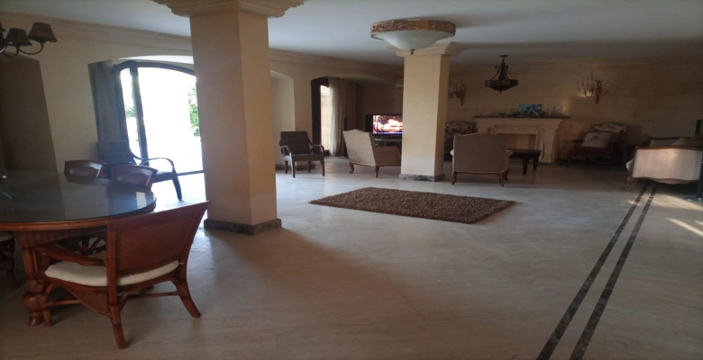 فيلا للبيع في مارينا 5 - الساحل الشمالي / Villa for sale in Marina 5 - North Coast