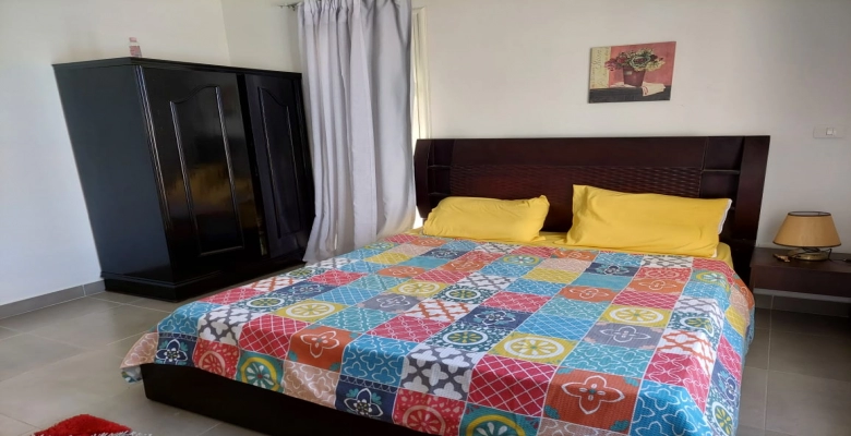 شالية للإيجار في قرية امواج الساحل الشمالي Chalet for rent in Amwaj North Coast Village