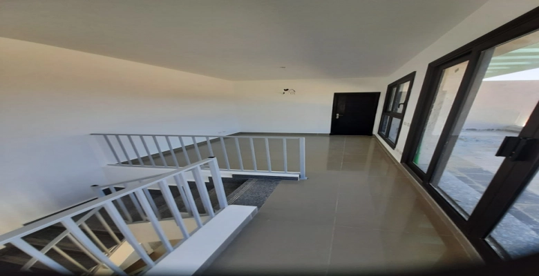 شاليه للبيع في بو ايلاند - اول صف علي البحيره - الساحل الشمالي