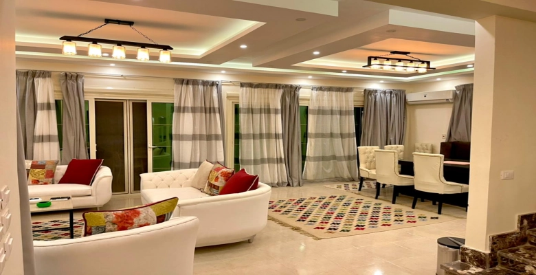 فيلا ايجار في هاسيندا باي 4 غرف