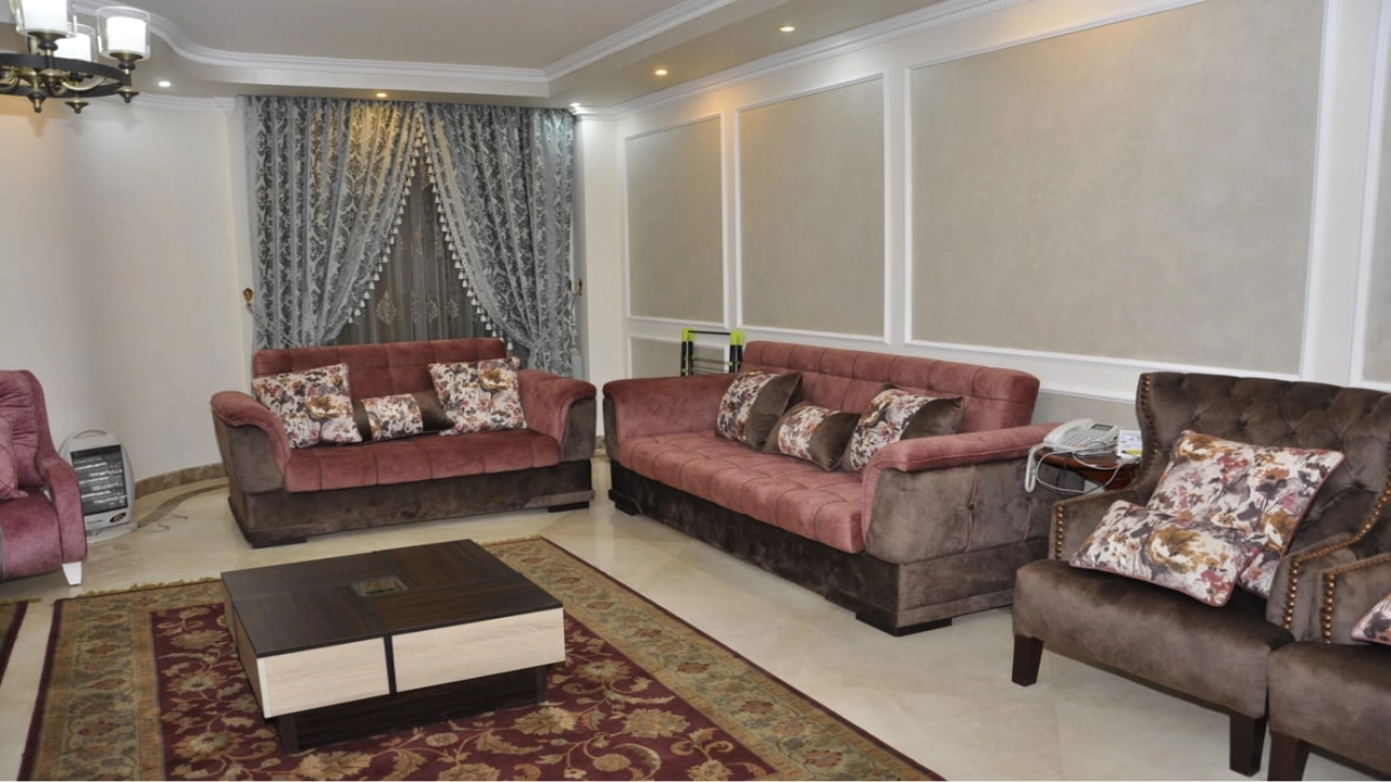 شقة للبيع بشارع اسراء المعلمين - المهندسين / Apartment for sale on Asraa Al-Mualimin Street - Al-Mohandseen.