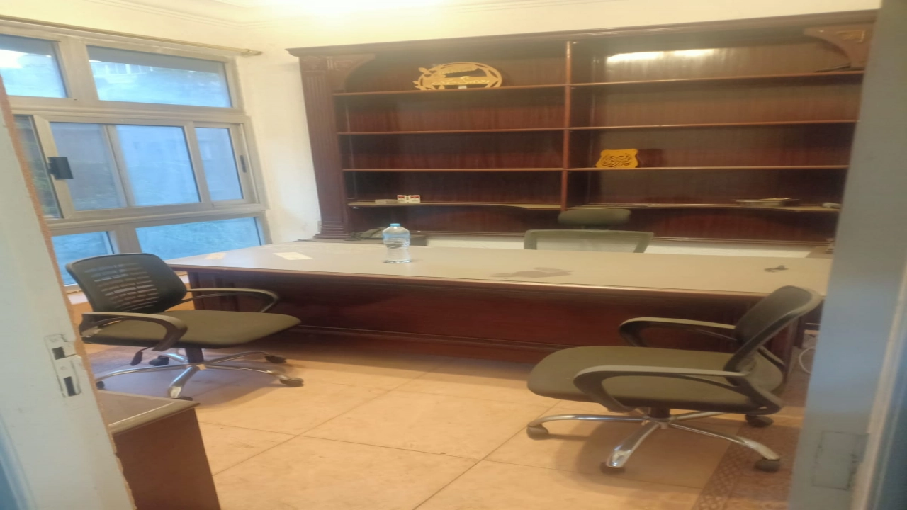 شقة للايجار تصلح ادارى فى الزمالك , An apartment for rent, suitable as an administrative one, in Zamalek