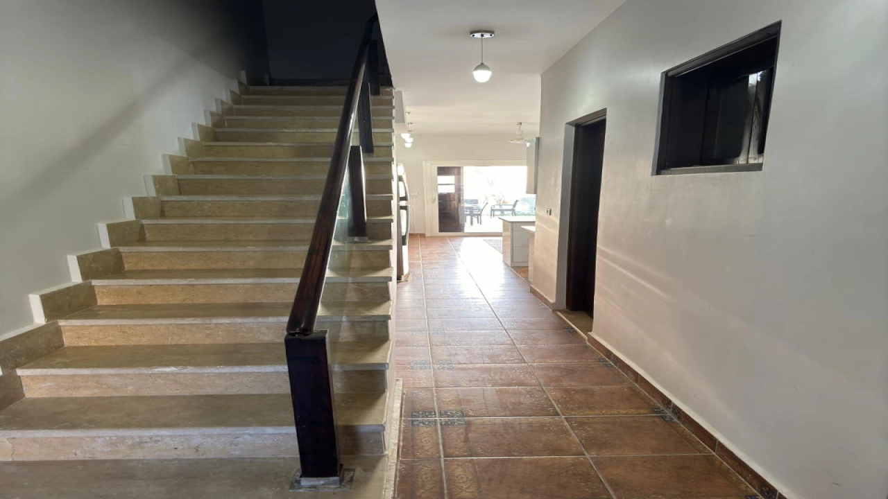 فيلا للايجار فى لافيستا كاسكادا(سيد عبدالرحمن ) , Villa for rent in La Vista Cascada (Sayed Abdel Rahman)