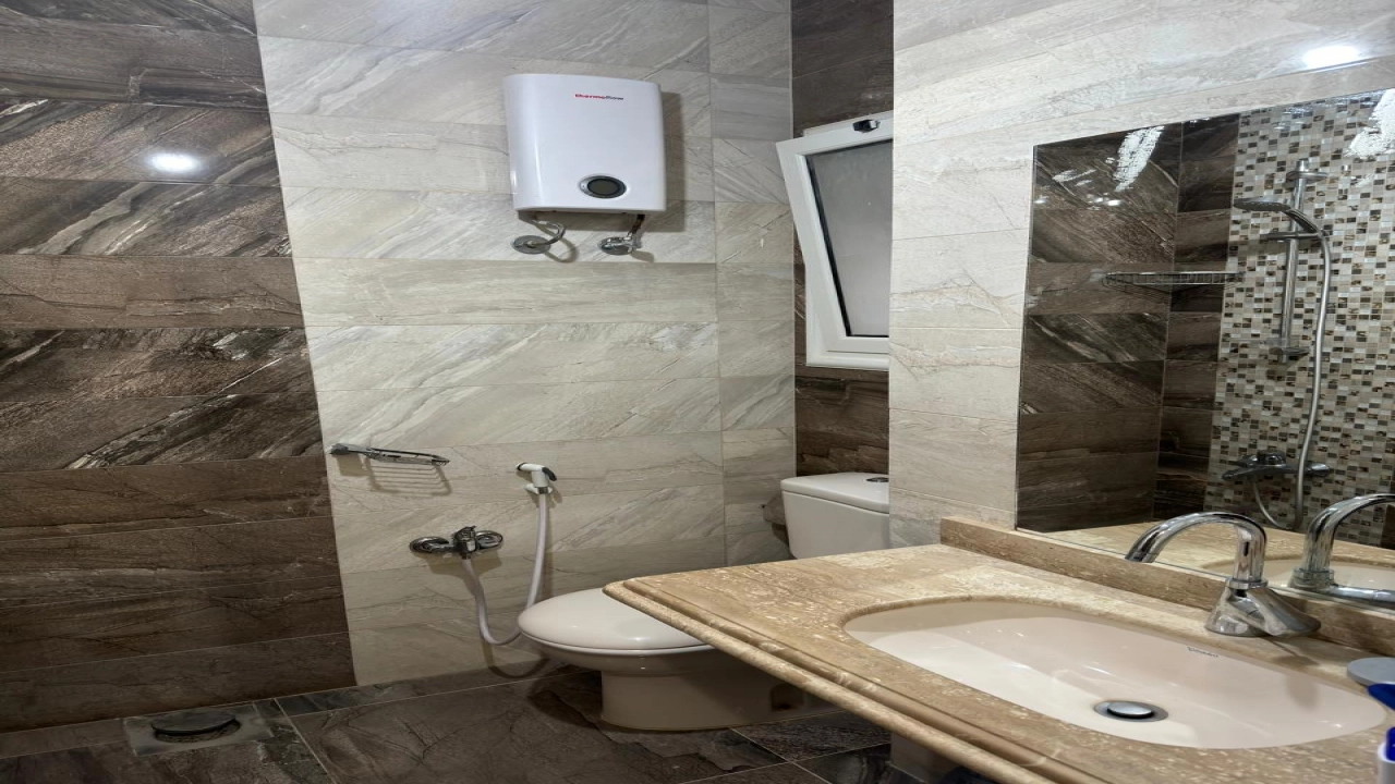 فيلا للايجار فى لافيستا كاسكادا(سيد عبدالرحمن ) , Villa for rent in La Vista Cascada (Sayed Abdel Rahman)